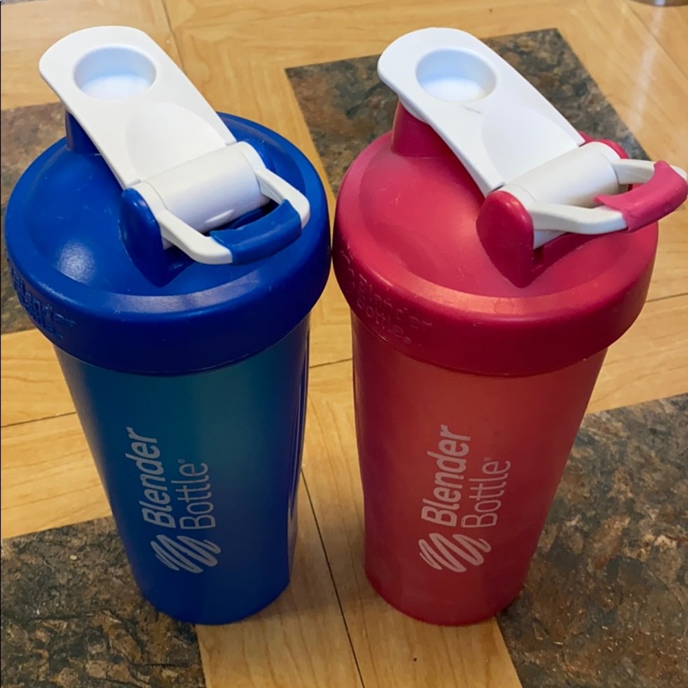 2 Blender Bottles